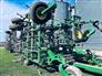 John Deere 2014 2210 Field Cultivators