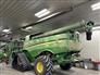 John Deere 2021 S780 Combines