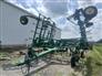 John Deere 2011 2210 Field Cultivators