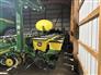 John Deere 2015 1775NT Planters