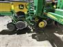 John Deere 2015 1775NT Planters