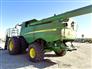 John Deere 2017 S690 Combines