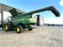 John Deere 2022 S770 Combines