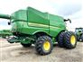 John Deere 2016 S680 Combines