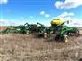 John Deere 2011 1830 Air Seeders / Air Carts