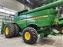 John Deere 2019 S780 Combines