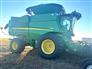John Deere 2015 S680 Combines
