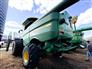 John Deere 2013 S670 Combines