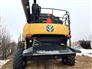 New Holland 2012 CR8090 Combines