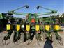 John Deere 2002 1760 Planters