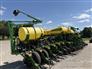 John Deere 2017 1775NT Planters