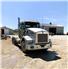 2010 Kenworth T800 Day Cab 10speed Man. for Sale